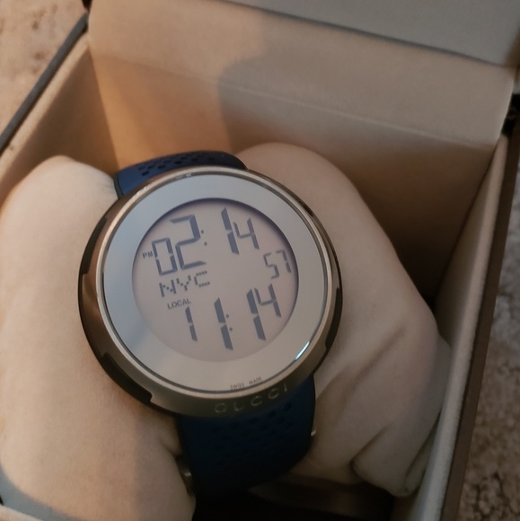 ***SOLD***I-Gucci XL Digital Men's 44m Watch - Picture 2 of 8